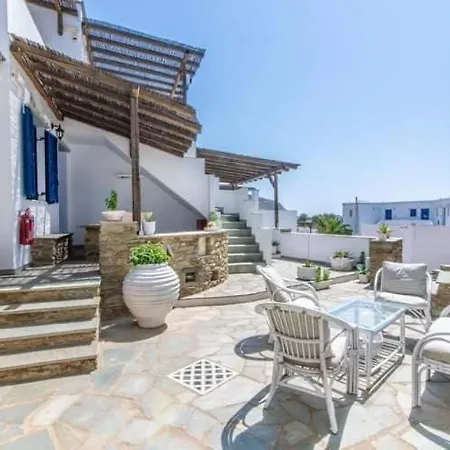 Aparthotel Seirines