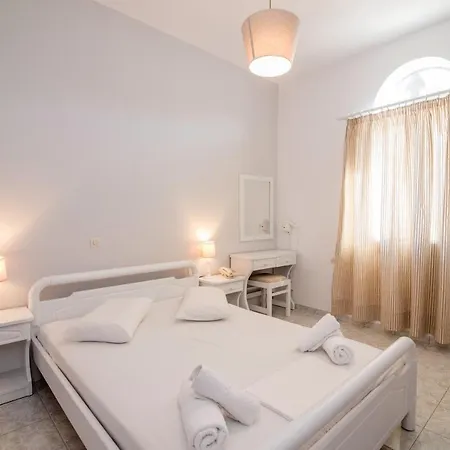 Seirines Aparthotel Agios Ioannis (Tinos)