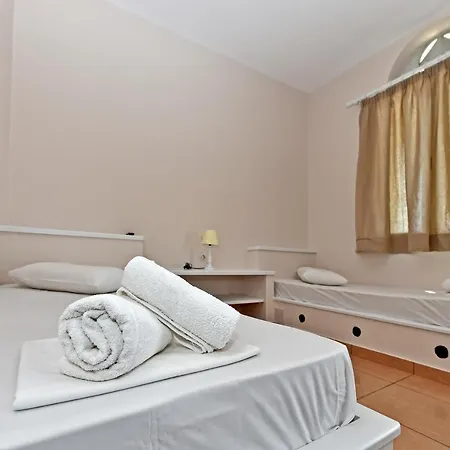 Aparthotel Seirines Agios Ioannis (Tinos)