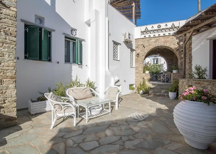 Apartmanhotel Seirines *